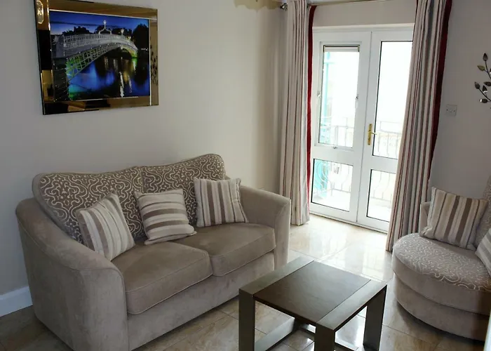 Wild Atlantic 2g Orchard Crescent شقة *